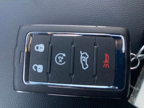 New 2024 Jeep Grand Cherokee Limited 4xe w/ Luxury Tech Group II image 31