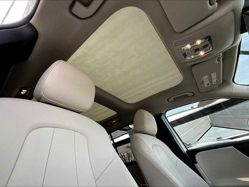 Certified 2023 Mercedes-Benz GLB 250 w/ Premium Package image 13