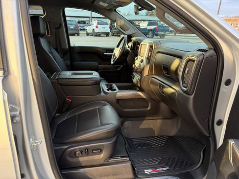 Used 2021 Chevrolet Silverado 1500 LTZ image 21