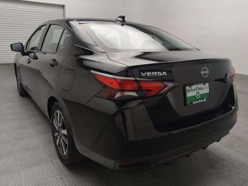 Used 2025 Nissan Versa SV FWD image 5