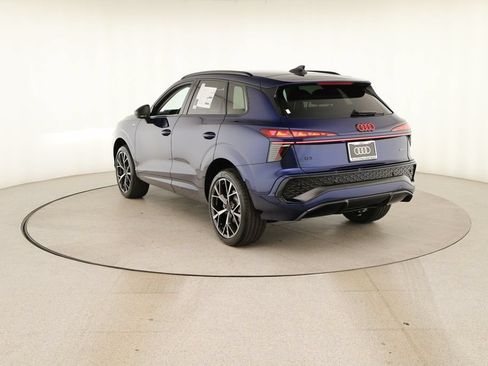New 2026 Audi Q3 quattro 2.0T AWD/4WD image 4