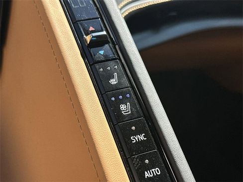 Used 2024 Chevrolet Corvette Z06 image 35