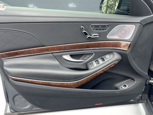 Used 2016 Mercedes-Benz S 550 Sedan image 22