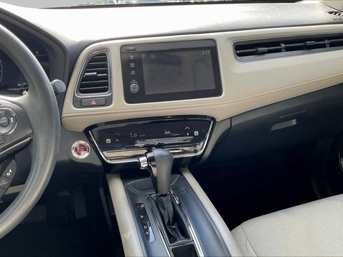 Used 2020 Honda HR-V EX image 7