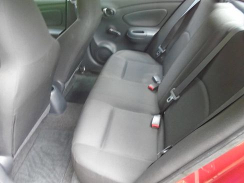 Used 2016 Nissan Versa S Plus FWD image 11