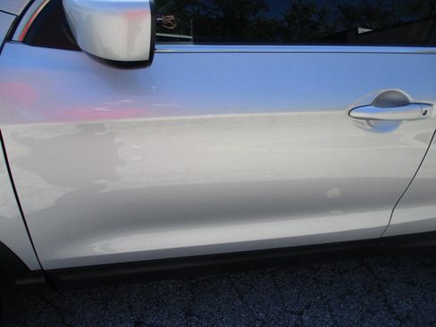 Used 2021 Nissan Rogue Sport S image 15