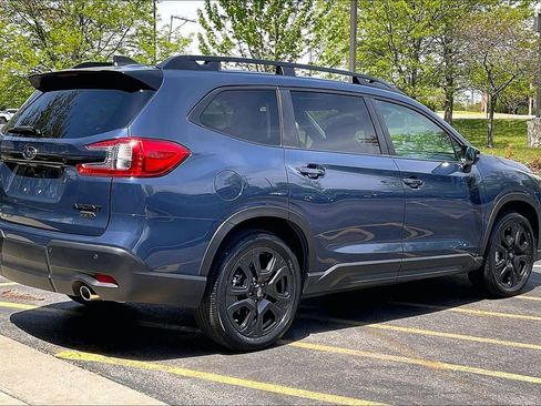 Used 2023 Subaru Ascent Onyx Edition AWD/4WD image 16