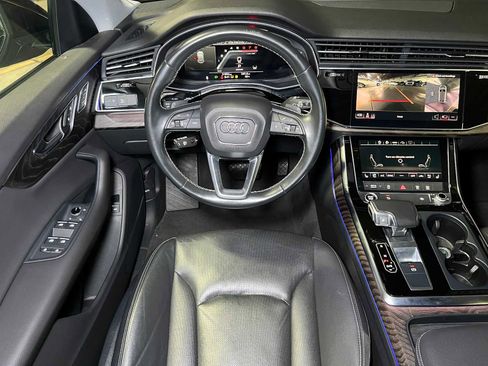 Used 2022 Audi Q8 Premium Plus w/ Premium Plus Package image 40