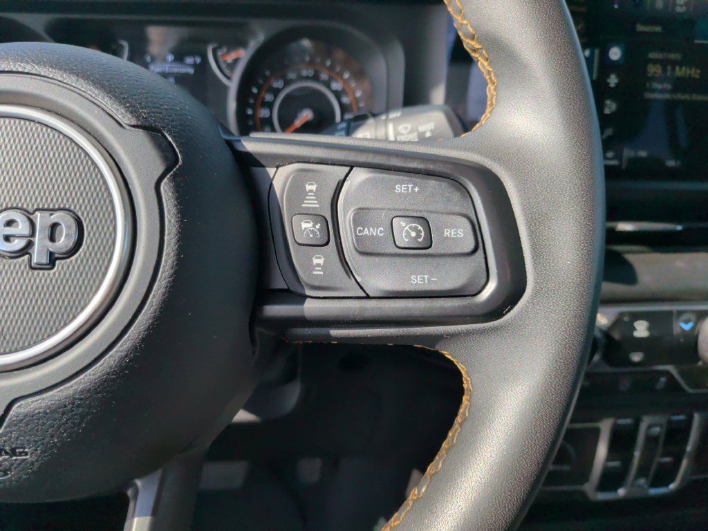 Used 2024 Jeep Wrangler Unlimited Sport AWD/4WD image 21