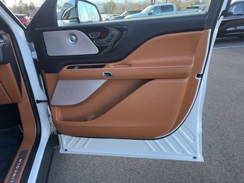 Used 2020 Lincoln Aviator Black Label w/ Dynamic Handling Package image 26