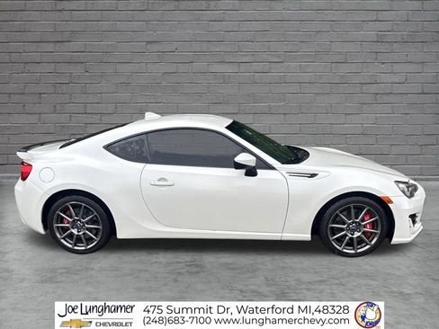 Used 2017 Subaru BRZ Limited w/ Performance Package RWD image 2