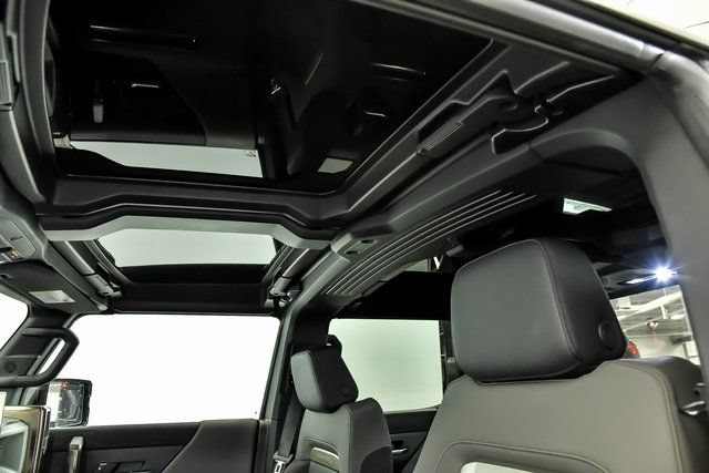 New 2025 GMC Hummer EV 3X AWD/4WD image 7