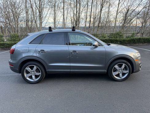 Used 2015 Audi Q3 2.0T Premium Plus w/ Driver Assistance Package image 4