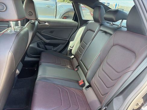 Used 2023 Volkswagen Jetta GLI Autobahn FWD image 7