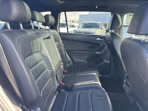Used 2020 Volkswagen Tiguan SEL Premium R-Line AWD/4WD image 45