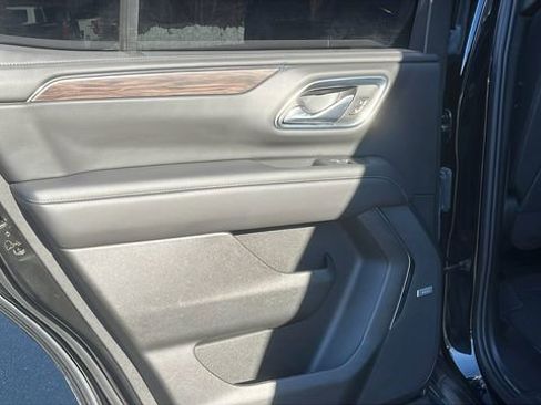 Used 2023 Chevrolet Tahoe LT w/ Luxury Package image 19