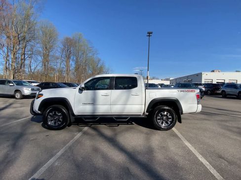 Certified 2021 Toyota Tacoma TRD Off-Road w/ TRD Premium Off Road Package image 8