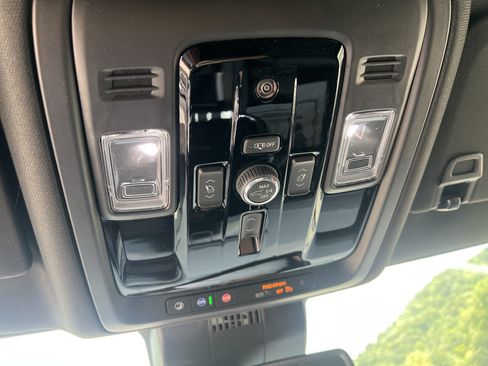 New 2026 GMC Yukon XL Denali AWD/4WD image 11