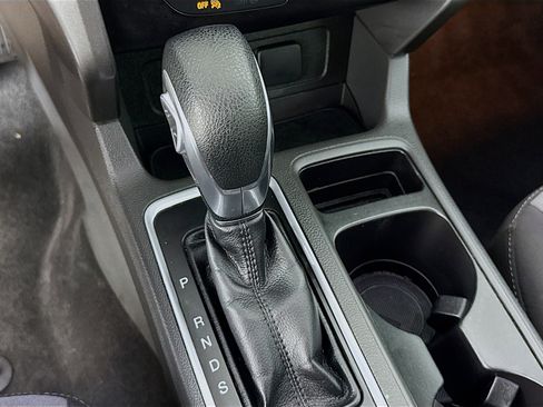 Used 2018 Ford Escape SE FWD image 19
