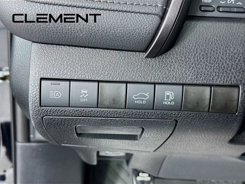 Used 2022 Toyota Camry LE image 12