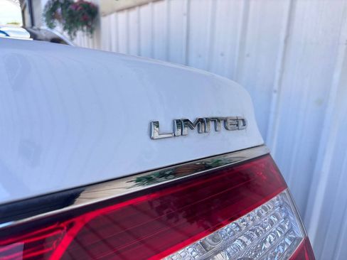 Used 2014 Hyundai Azera Limited w/ Option Group 02 FWD image 30