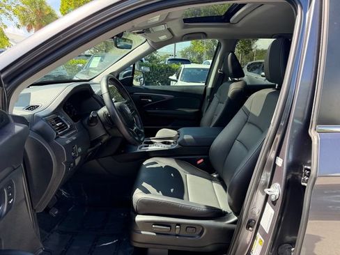 Used 2024 Honda Ridgeline RTL image 11