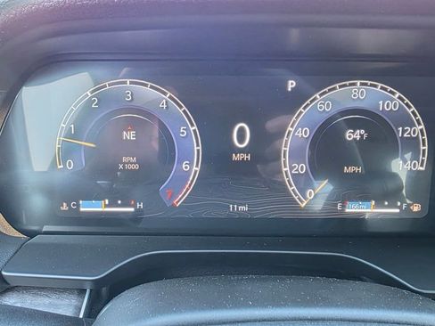 New 2025 Jeep Grand Cherokee Limited w/ Black Appearance Package image 32