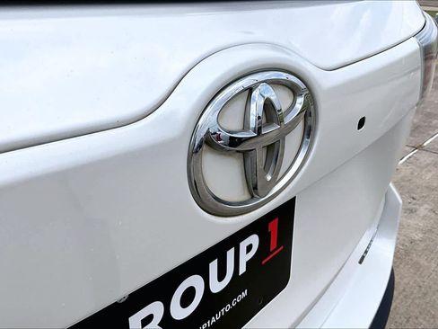Used 2016 Toyota Highlander Limited Platinum FWD image 30