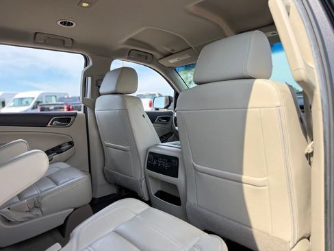 Used 2017 GMC Yukon Denali AWD/4WD image 14