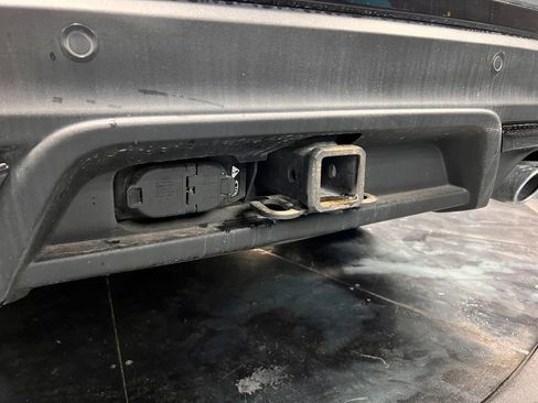 Used 2021 Ford Explorer ST image 27