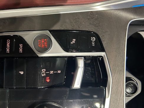 Used 2024 BMW X6 xDrive40i w/ M Sport Professional Package AWD/4WD image 24