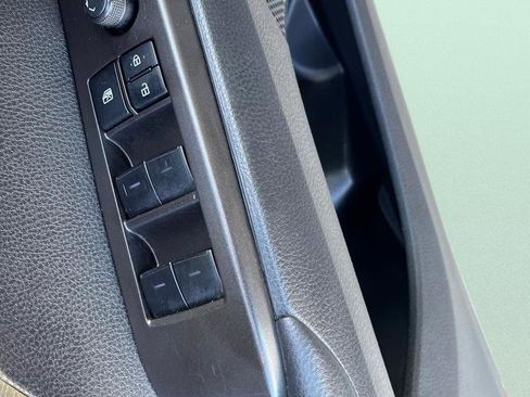 Used 2023 Toyota Camry SE FWD image 25