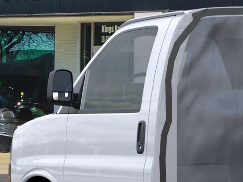 New 2025 GMC Savana 3500 w/ Power Convenience Package image 12