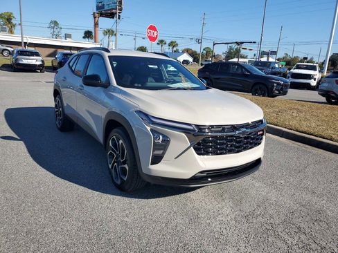 New 2026 Chevrolet Trax RS image 8