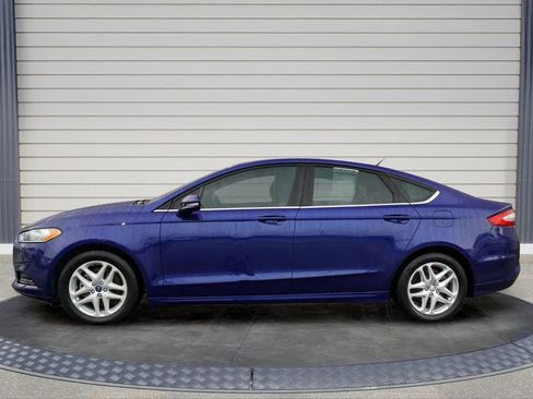 Used 2013 Ford Fusion SE image 4