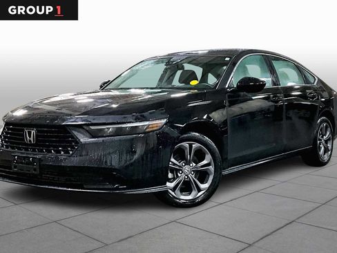Used 2023 Honda Accord EX image 1