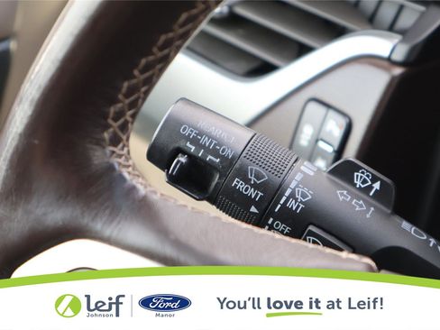 Used 2020 Chevrolet Suburban LT w/ Luxury Package image 15