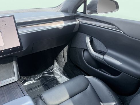 Used 2023 Tesla Model S Standard Range AWD/4WD image 55