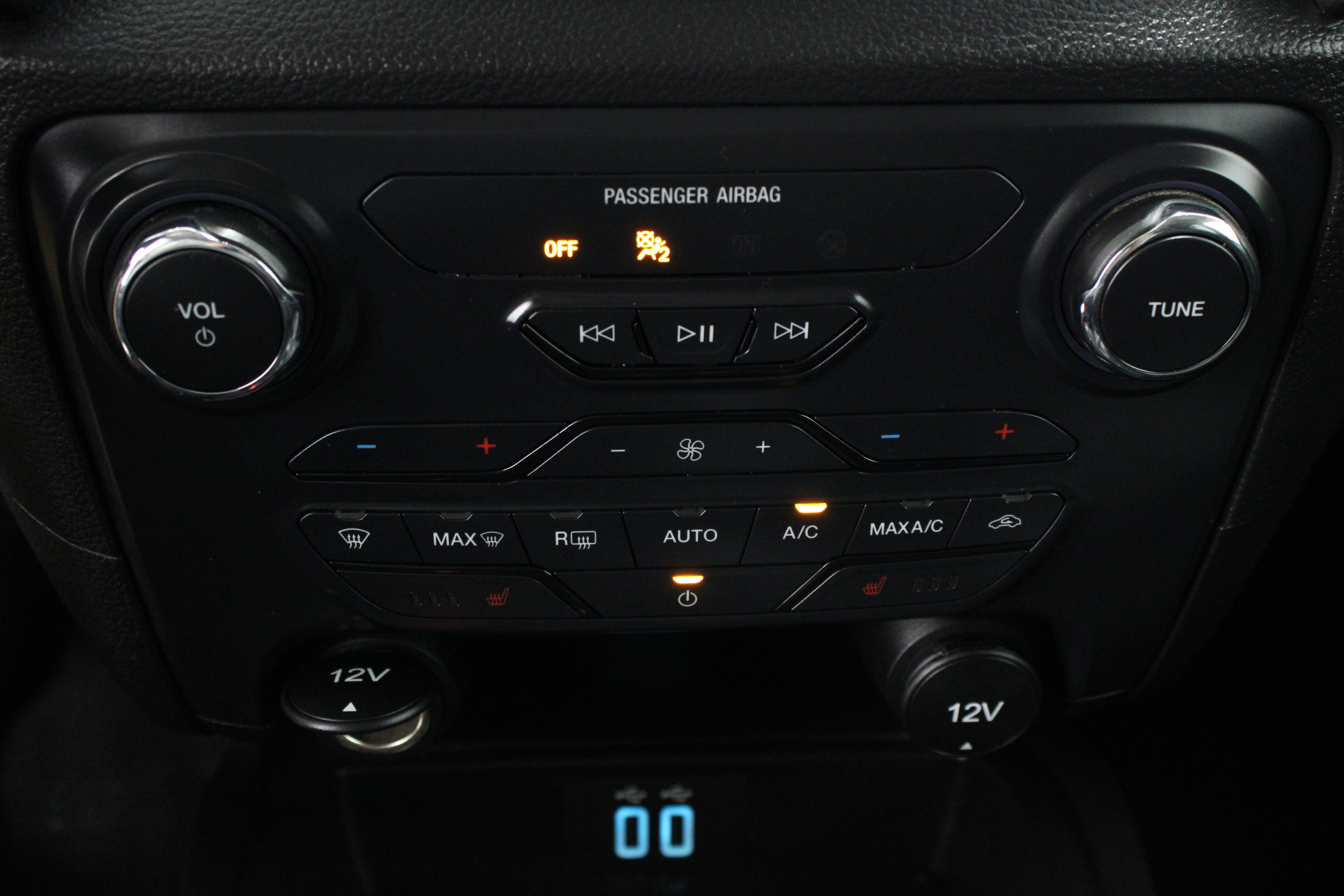 Used 2022 Ford Ranger Lariat w/ Tremor Off-Road Package AWD/4WD image 22