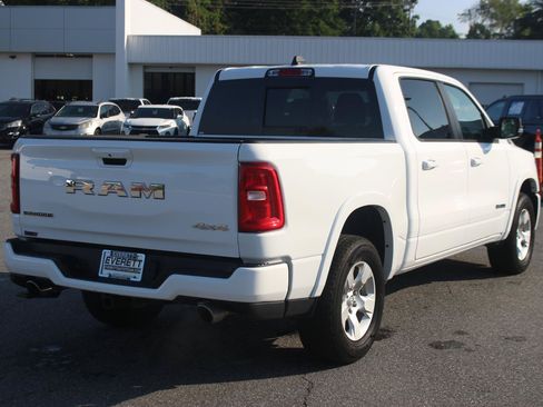 Used 2025 RAM 1500 Big Horn AWD/4WD image 7