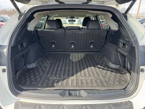 Used 2020 Subaru Outback Limited XT image 27