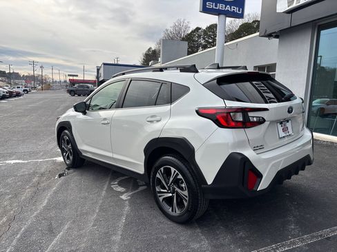 Certified 2024 Subaru Crosstrek 2.0i Premium image 2