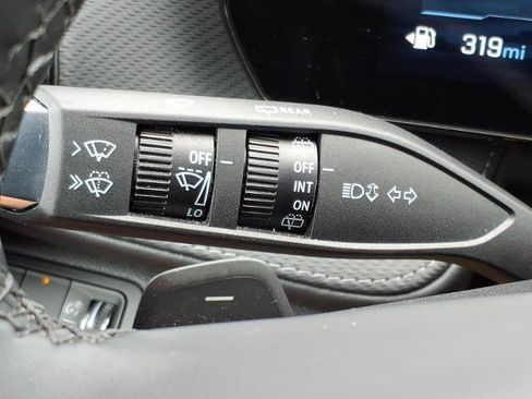 Used 2026 Chevrolet Equinox LT AWD/4WD image 19