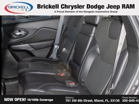 Used 2019 Jeep Cherokee Limited FWD image 16