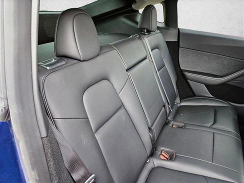 Used 2023 Tesla Model Y Long Range image 22