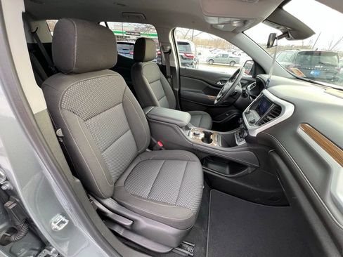Used 2023 GMC Acadia SLE w/ Driver Convenience Package image 31