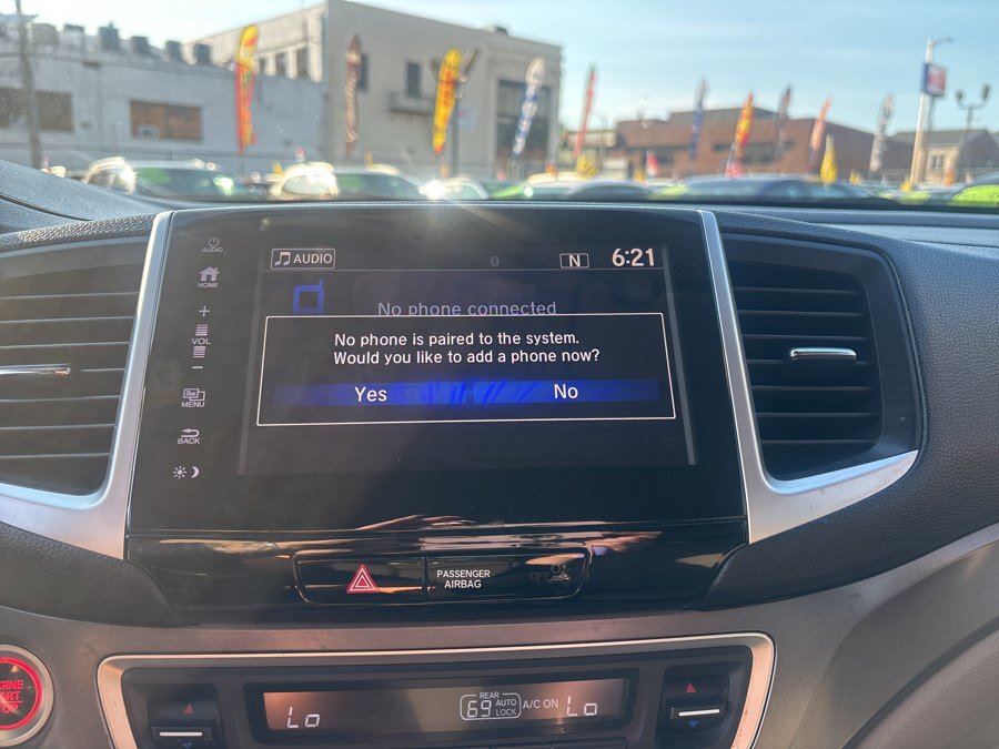 Used 2018 Honda Pilot EX image 24