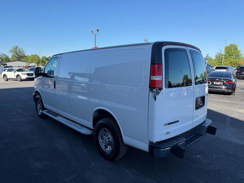 Used 2020 Chevrolet Express 2500 w/ Driver Convenience Package RWD image 8
