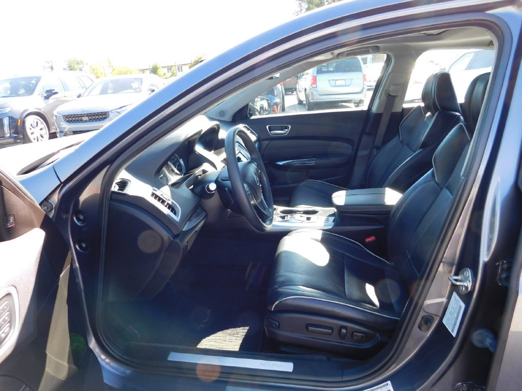 Used 2018 Acura TLX w/ Advance Package AWD/4WD image 19