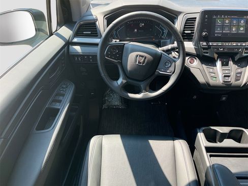 Used 2024 Honda Odyssey EX-L image 22